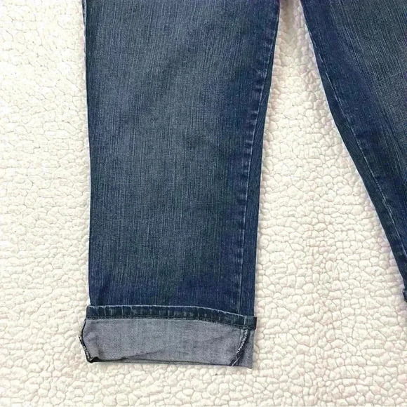 Jeanstar Med Wash Faded Flap Pocket Cuffed Crop Denim Stretch Capri Jean Size 10 - Picture 6 of 15